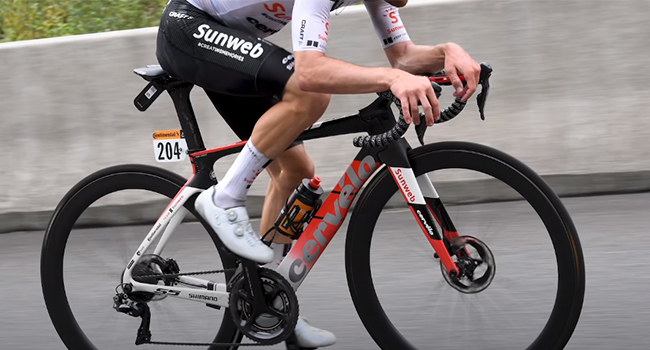 The 8 factors to consider before cycling for a broken ankle