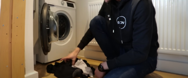 Four steps and three tips for cleaning cycling shorts