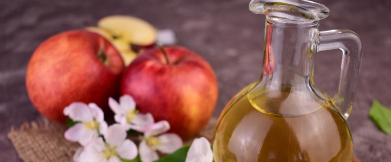 11 Pros and Cons of Vinegar for Sunburn and 5 Safe Methods