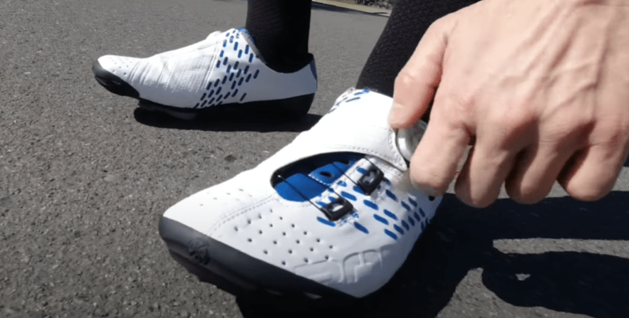 5 Factors to Consider When Choosing Cycling Shoes