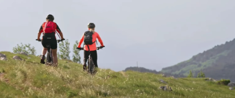 Three Typical Durations and Six Influence Factors of Sunburn for Cyclists