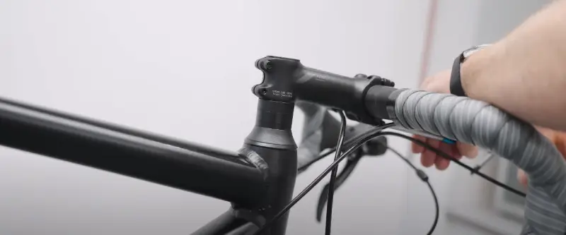 Adjusting a bike to manage leg pain while cycling