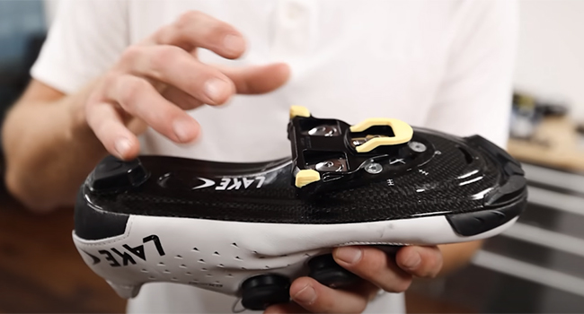 Tips for preventing hot feet while cycling