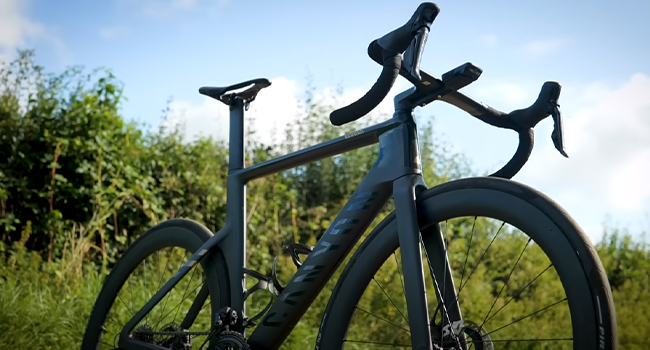 Illustration of osteoarthritis in an ankle joint