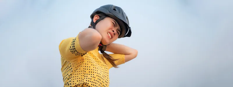 Wearing proper helmet fit to avoid neck pressure