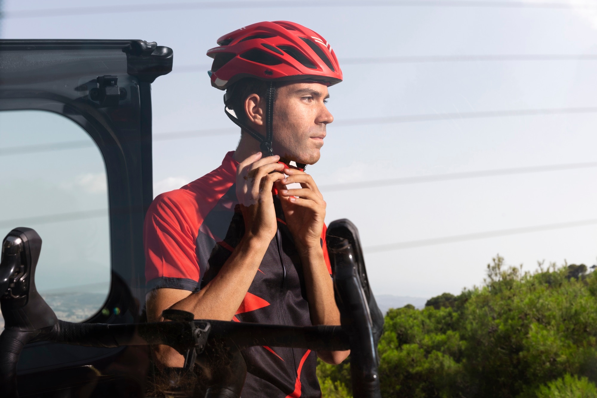 Cyclist preparing for intense cycling session