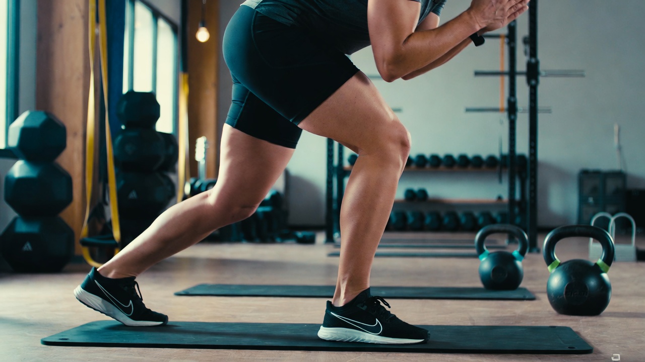 Glute and core exercises for cycling injury prevention